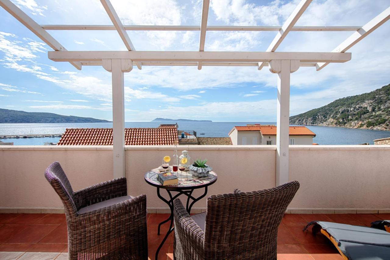 Apartments Dubra Komiža Εξωτερικό φωτογραφία